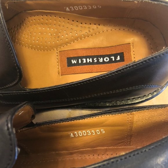 FLORSHEIM LEATHER DRESS SHOES - Picture 7 of 9